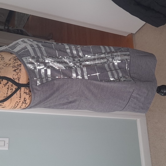 Off shoulder top - Picture 3 of 6